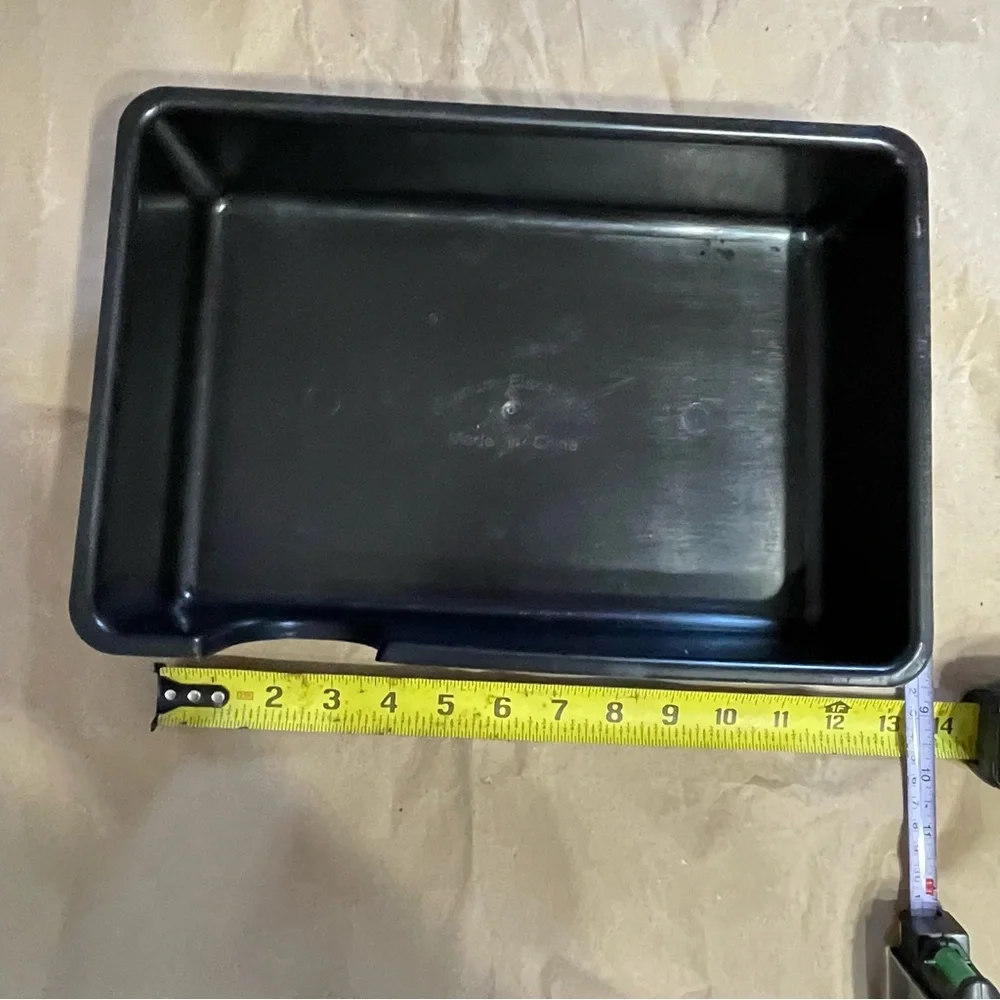 Black Plastic Reptile Hide Box